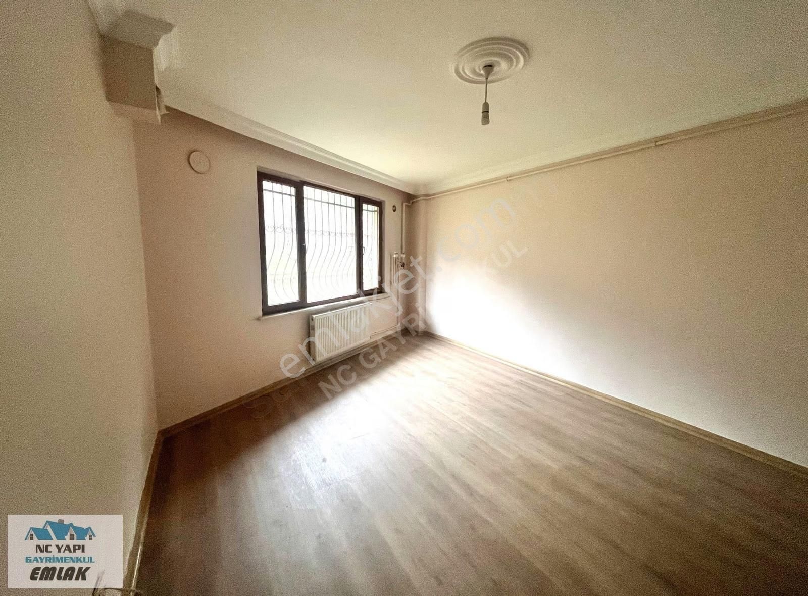 Çekmeköy Merkez'de Satılık 2+1 Bahçe Katı Daire (krediye Uygun) - Görsel 20