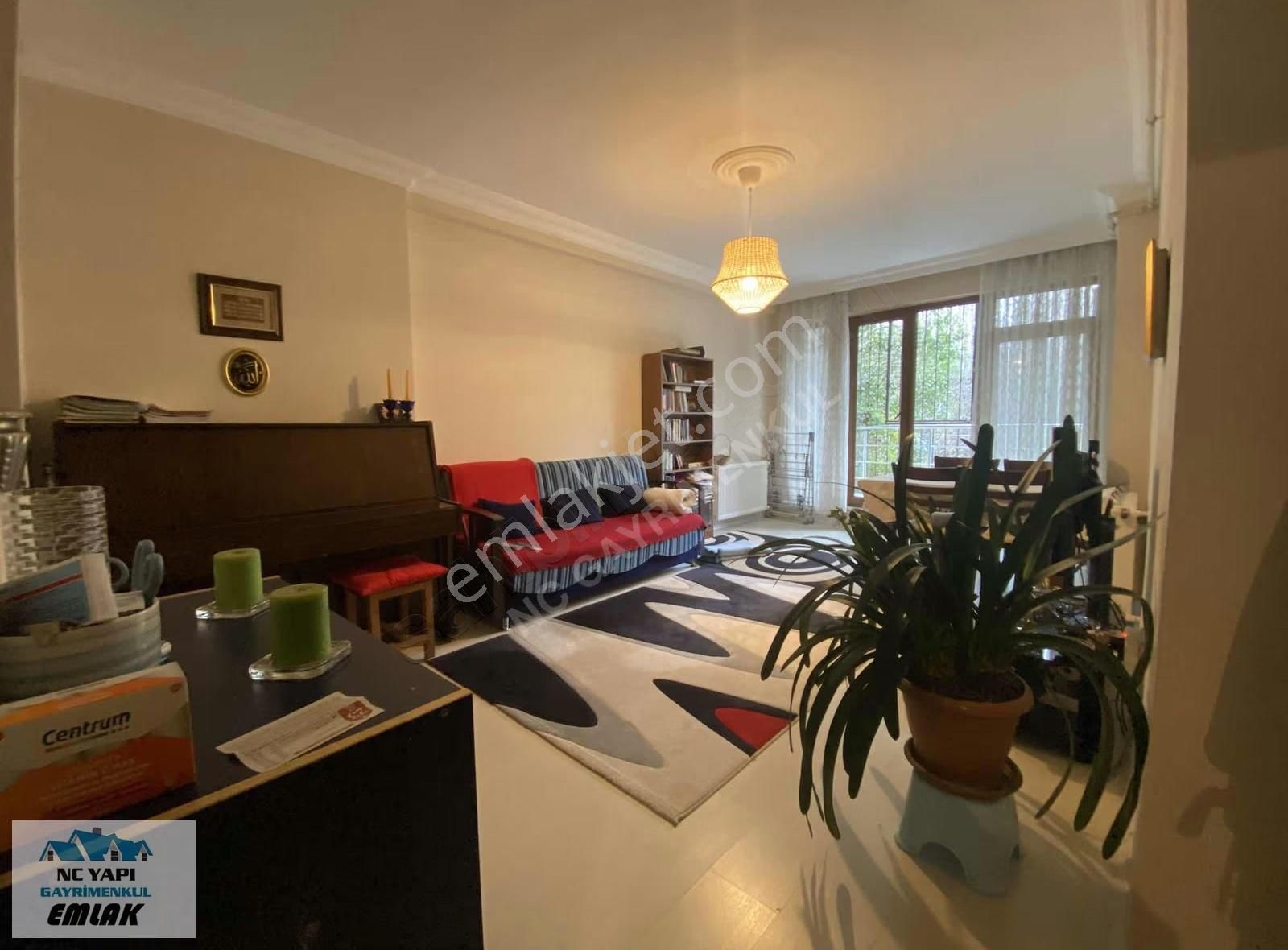 Çekmeköy Merkezde Ormana Komşu 2+1 Satılık Daire