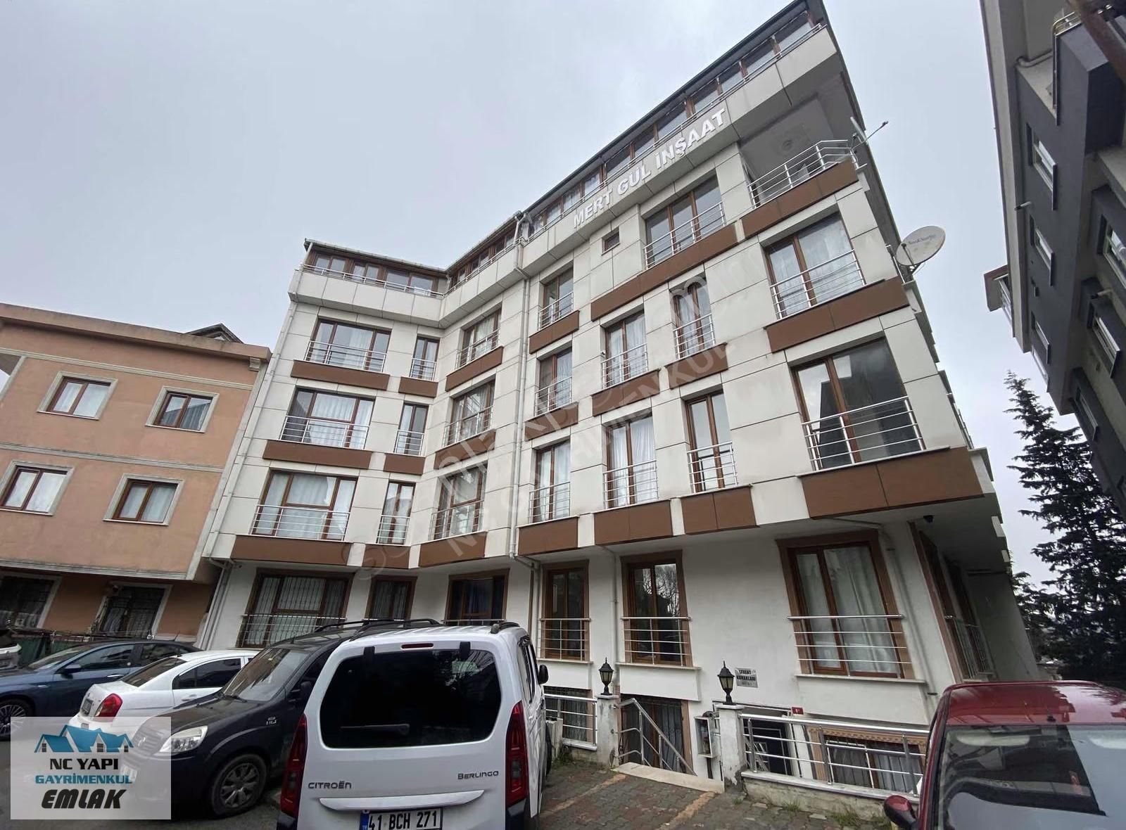 Çekmeköy Merkezde Ormana Komşu 2+1 Satılık Daire - Görsel 11