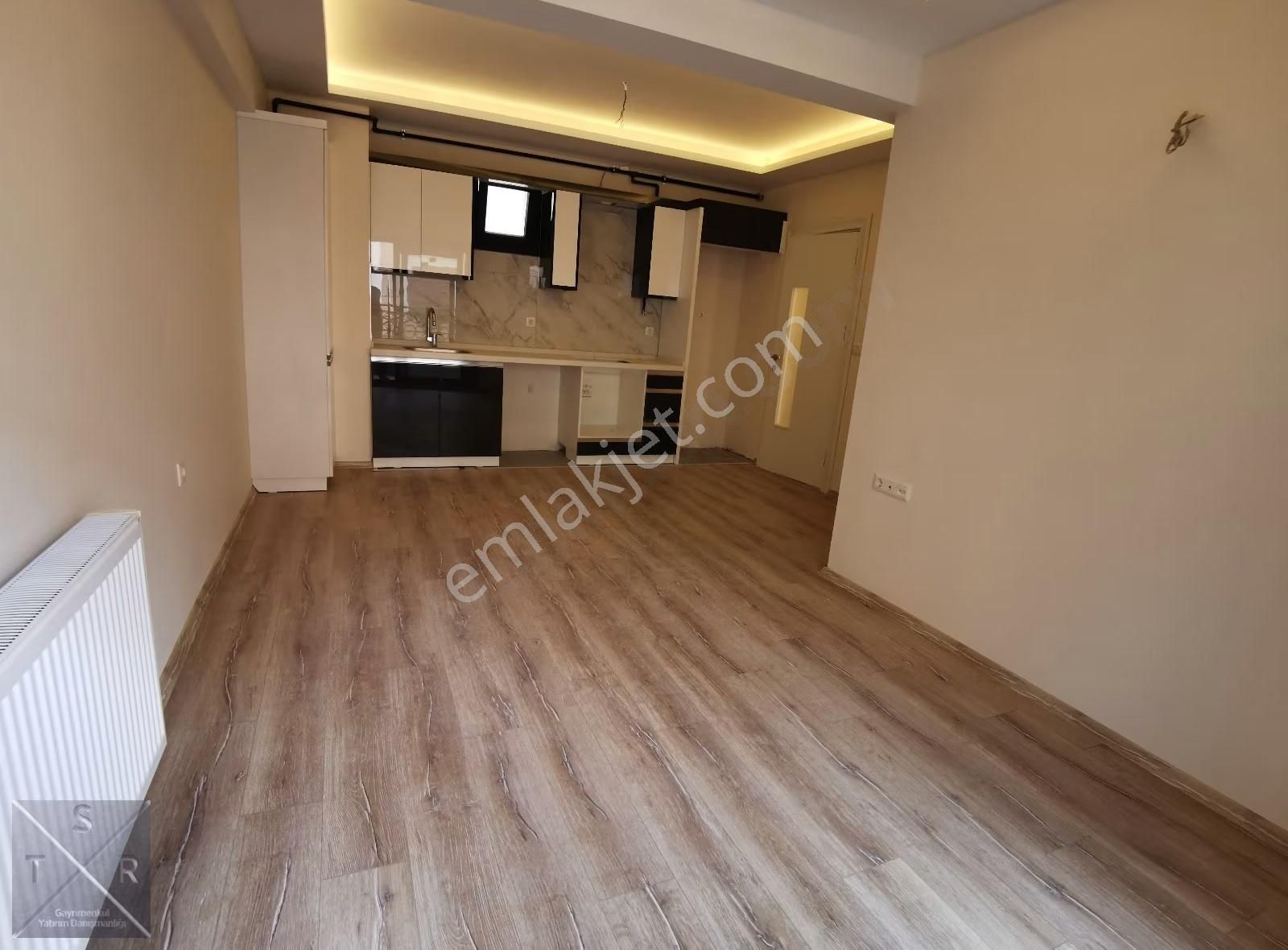 Tsr'den Eminevim ,fuzulevime Uygun Arakat Satılık 2+1 Daire - Görsel 13