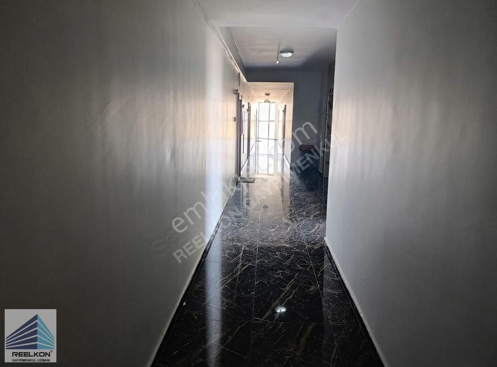 İncek Avluda Katta 1+1 Boş - Görsel 22