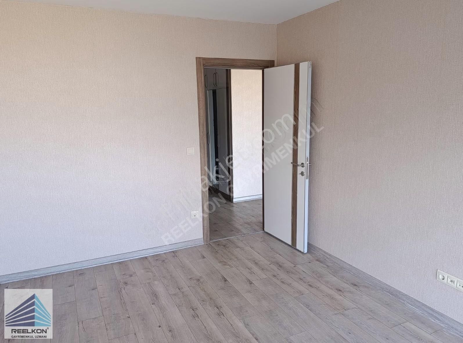 İncek Avluda Katta 1+1 Boş - Görsel 28