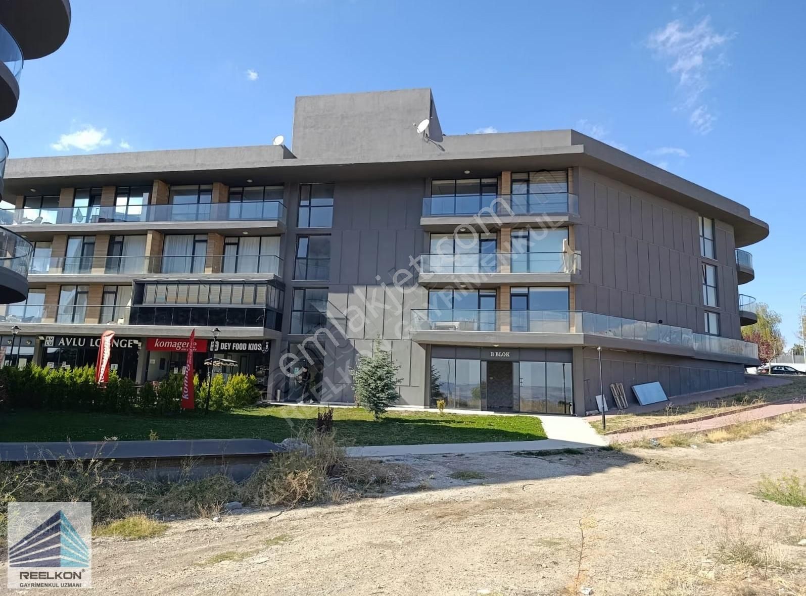 İncek Avluda Katta 1+1 Boş - Görsel 3