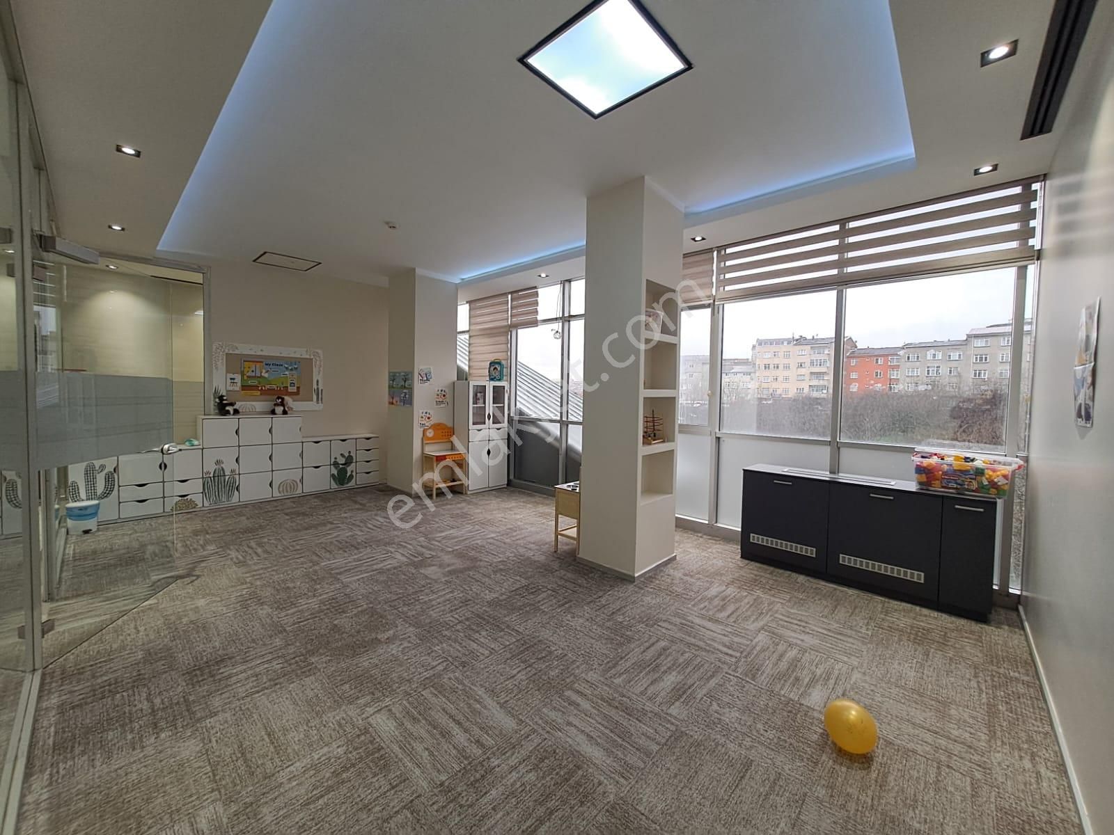 Esenler Satılık İş Merkezı Ofis,klinik,eğtim,güzelik,kurumsala Uygun - Görsel 16