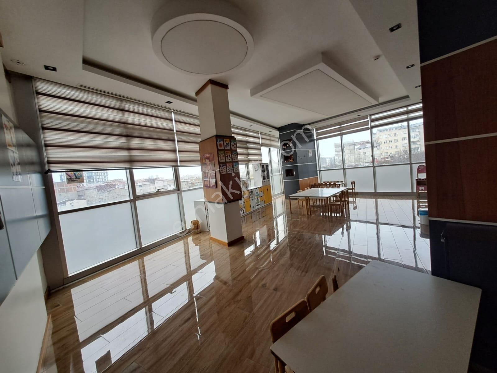 Esenler Satılık İş Merkezı Ofis,klinik,eğtim,güzelik,kurumsala Uygun - Görsel 7