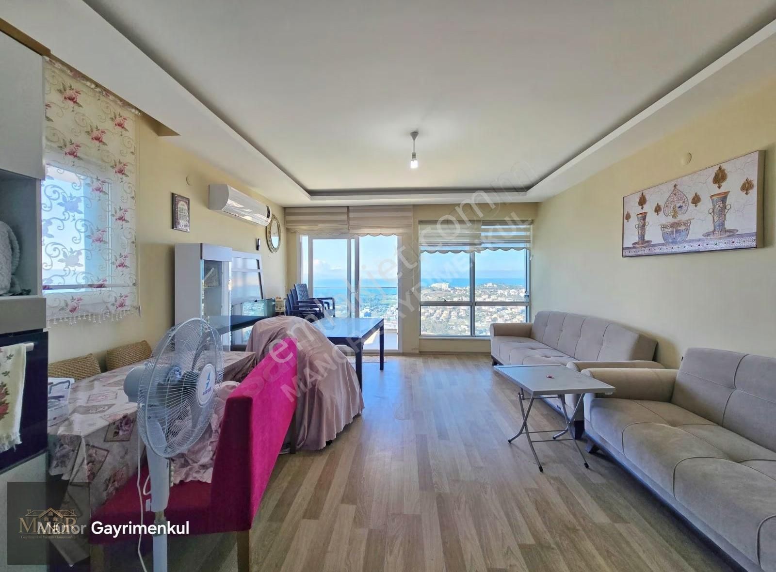 Kuşadası Değirmederede Deniz Maznaralı Eşyalı 2+1 Satılık Daire