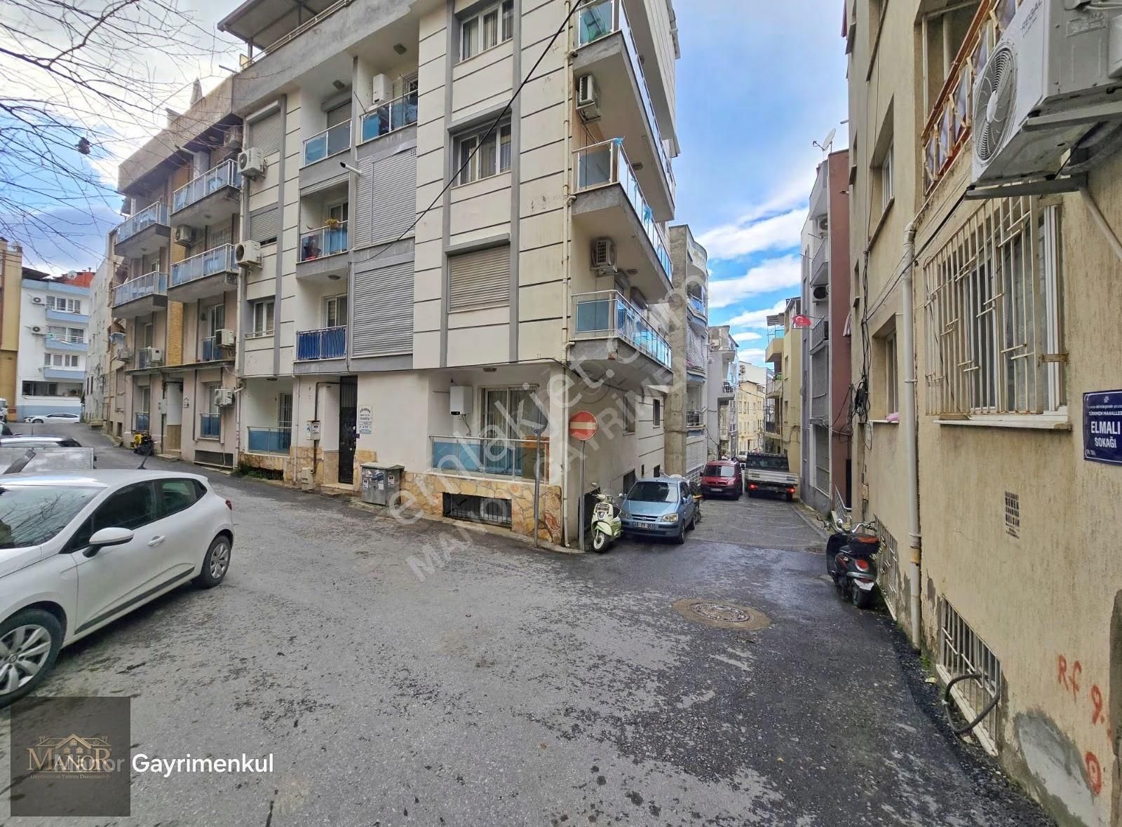 Kuşadası Türkmen De 2+1 Sahile Çok Yakın Satılık Kelepir Daire