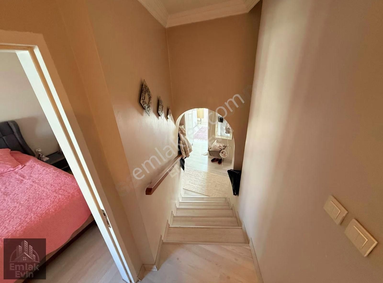 Metromalla Metroya Yürüme Mesafesinde Yapılı Sitede - Görsel 17