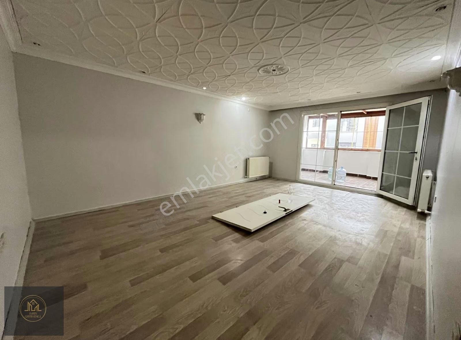 İmren Gayrimenkulden Kiralık Sefaköy Merkezde 150 M2 Ofis Daire