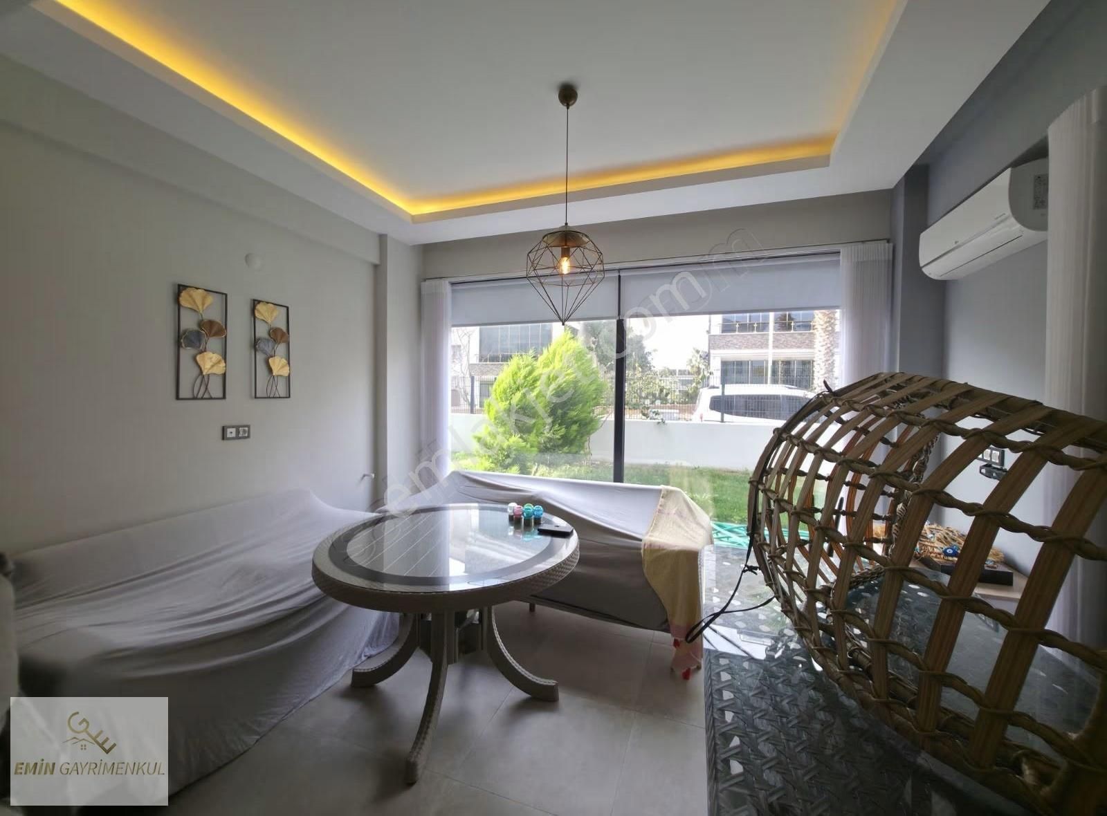 Havuzlu Site İçerisinde Müstakil Villa - Görsel 8