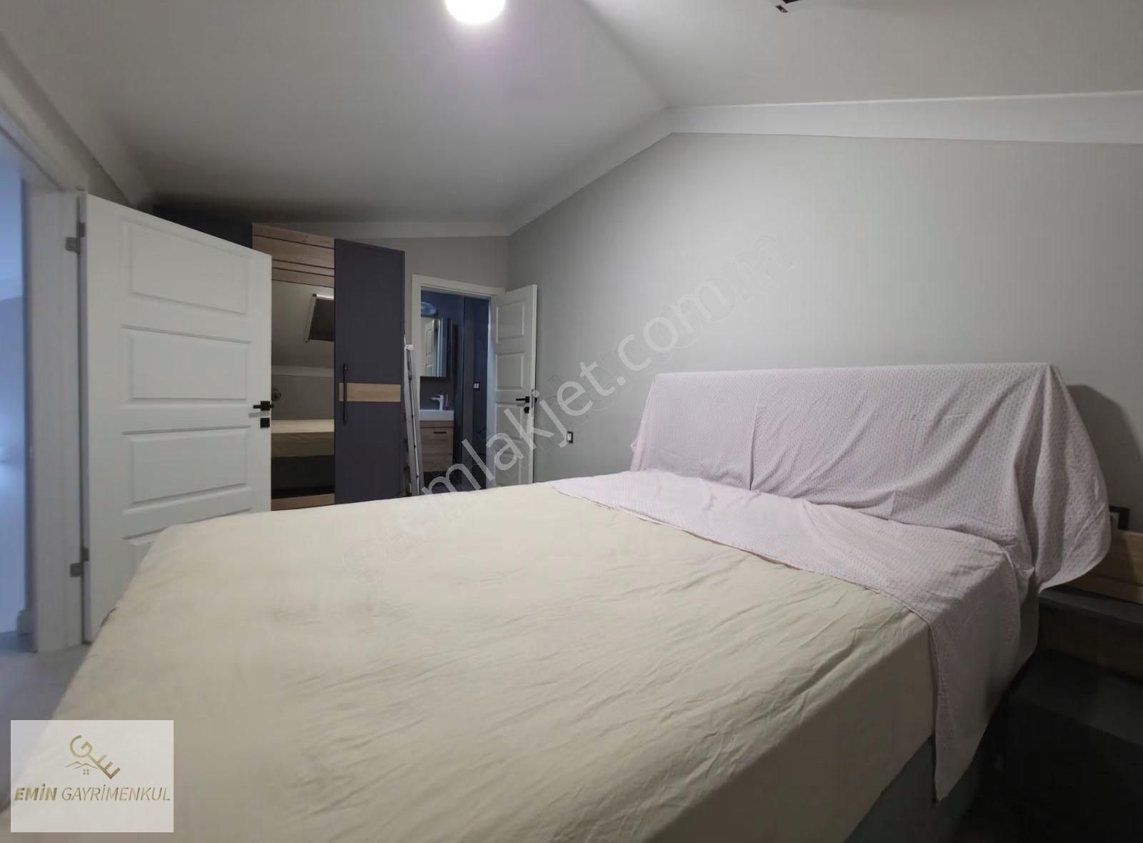 Havuzlu Site İçerisinde Müstakil Villa - Görsel 2