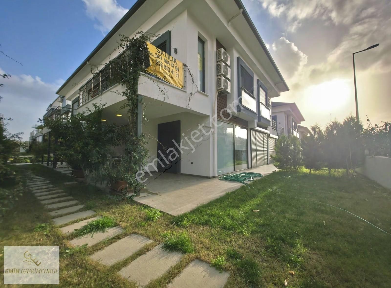 Havuzlu Site İçerisinde Müstakil Villa - Görsel 25