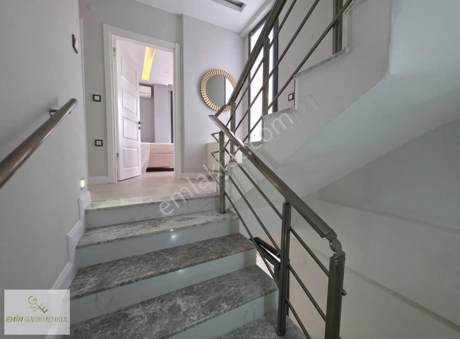 Havuzlu Site İçerisinde Müstakil Villa - Görsel 16