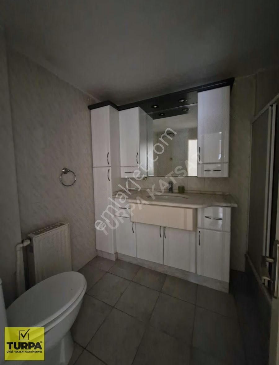 Bostanlı'da Kiralık 3+1 Daire - Denize Yakın Lokasyon - Görsel 22