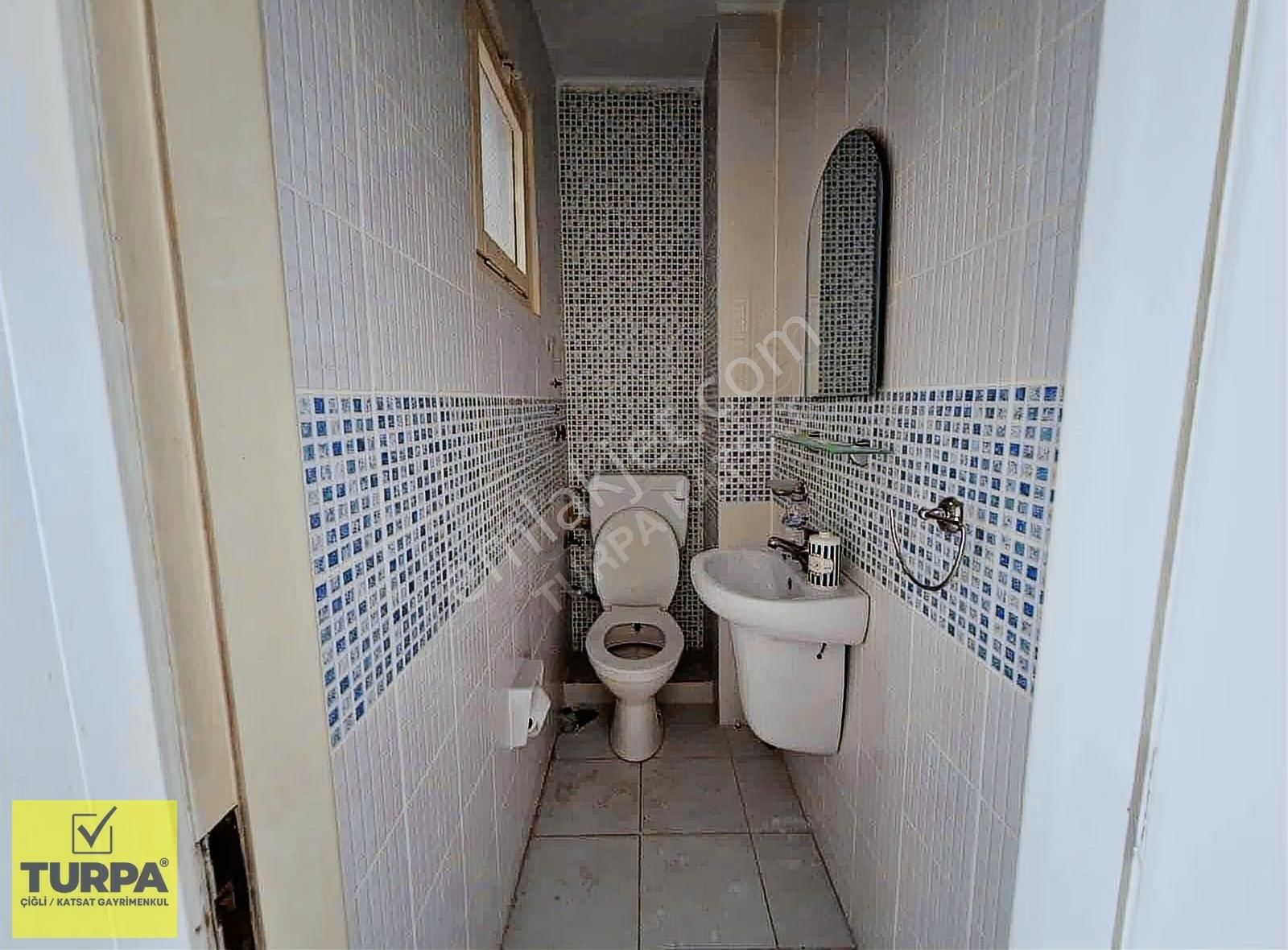 Bostanlı'da Kiralık 3+1 Daire - Denize Yakın Lokasyon - Görsel 12