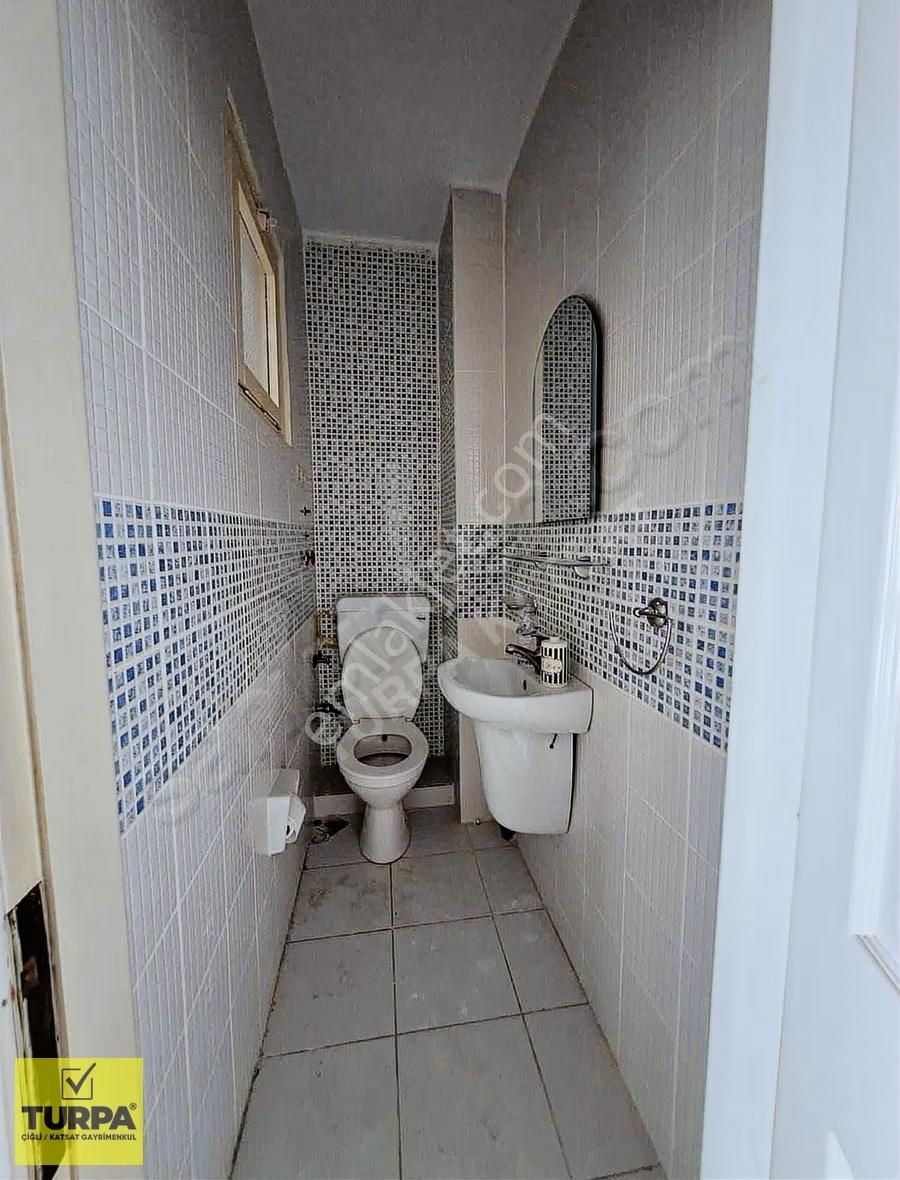 Bostanlı'da Kiralık 3+1 Daire - Denize Yakın Lokasyon - Görsel 30