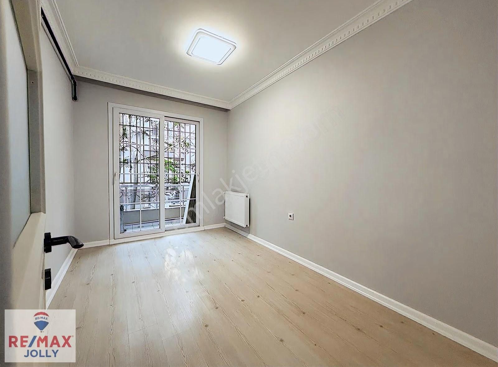 Deu Tınaztepe Üniversitesinin Tam Karşısı 2+0 Fırsat Daire - Görsel 5