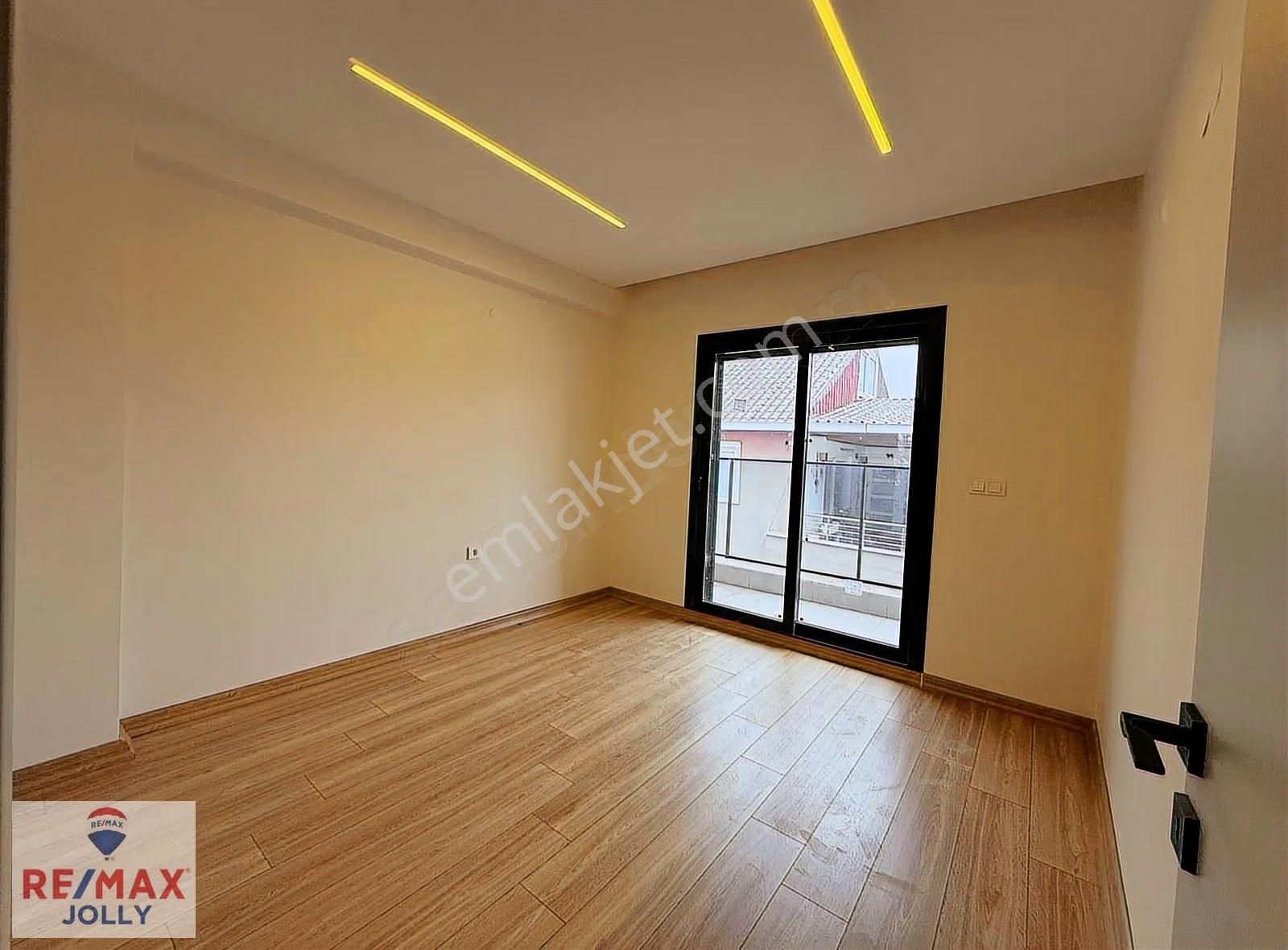 Bahçelievler 80 M2 2+1 Sıfır Asansörlü Fırsat Daire - Görsel 7
