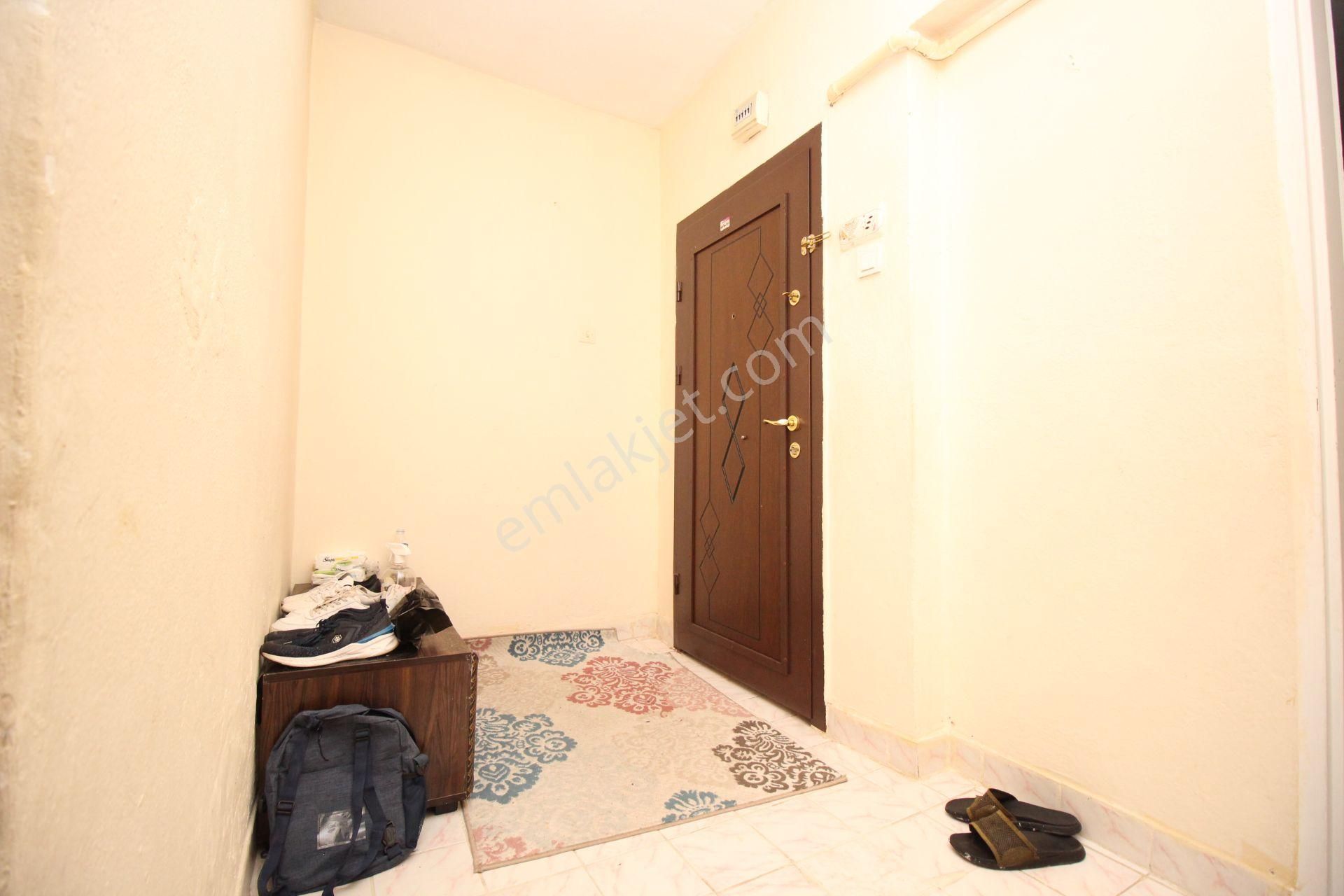 Emre Emlak'tan Selçuklu'da Arakat Ön Cephe Satılık 3+1 Daire - Görsel 22