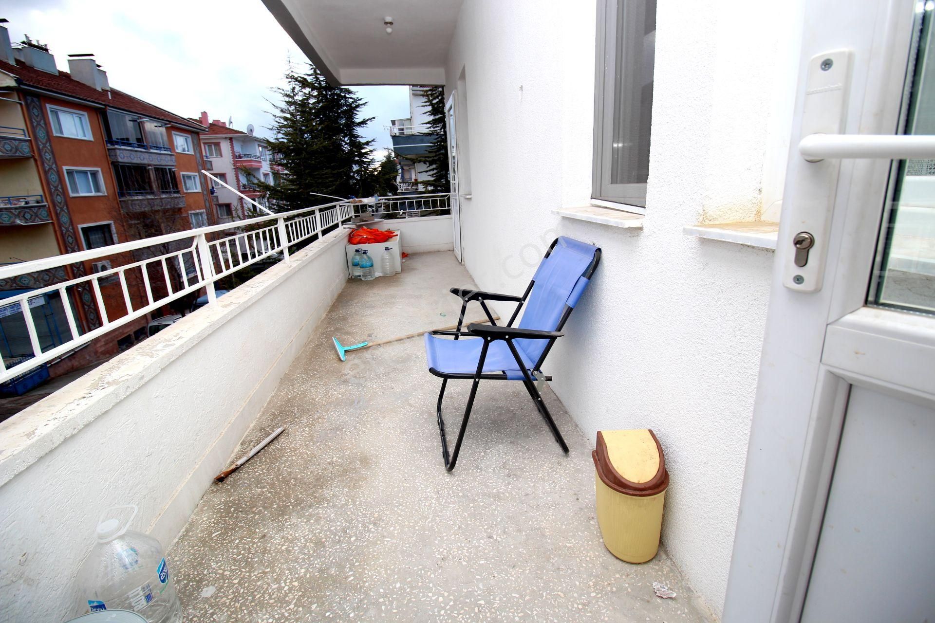 Emre Emlak'tan Selçuklu'da Arakat Ön Cephe Satılık 3+1 Daire - Görsel 11