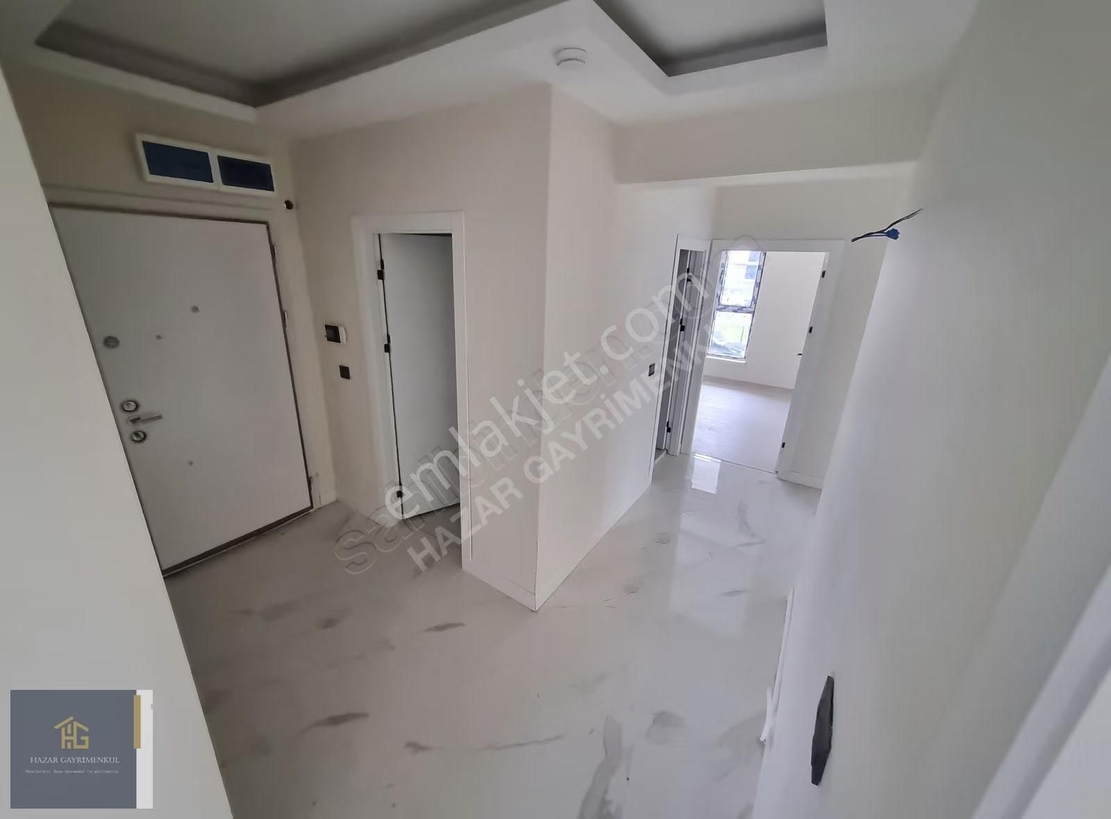 Hazardan--acil--mendereste Köşe Başı Yola Cephe Yüksek Giriş 3+1 - Görsel 17