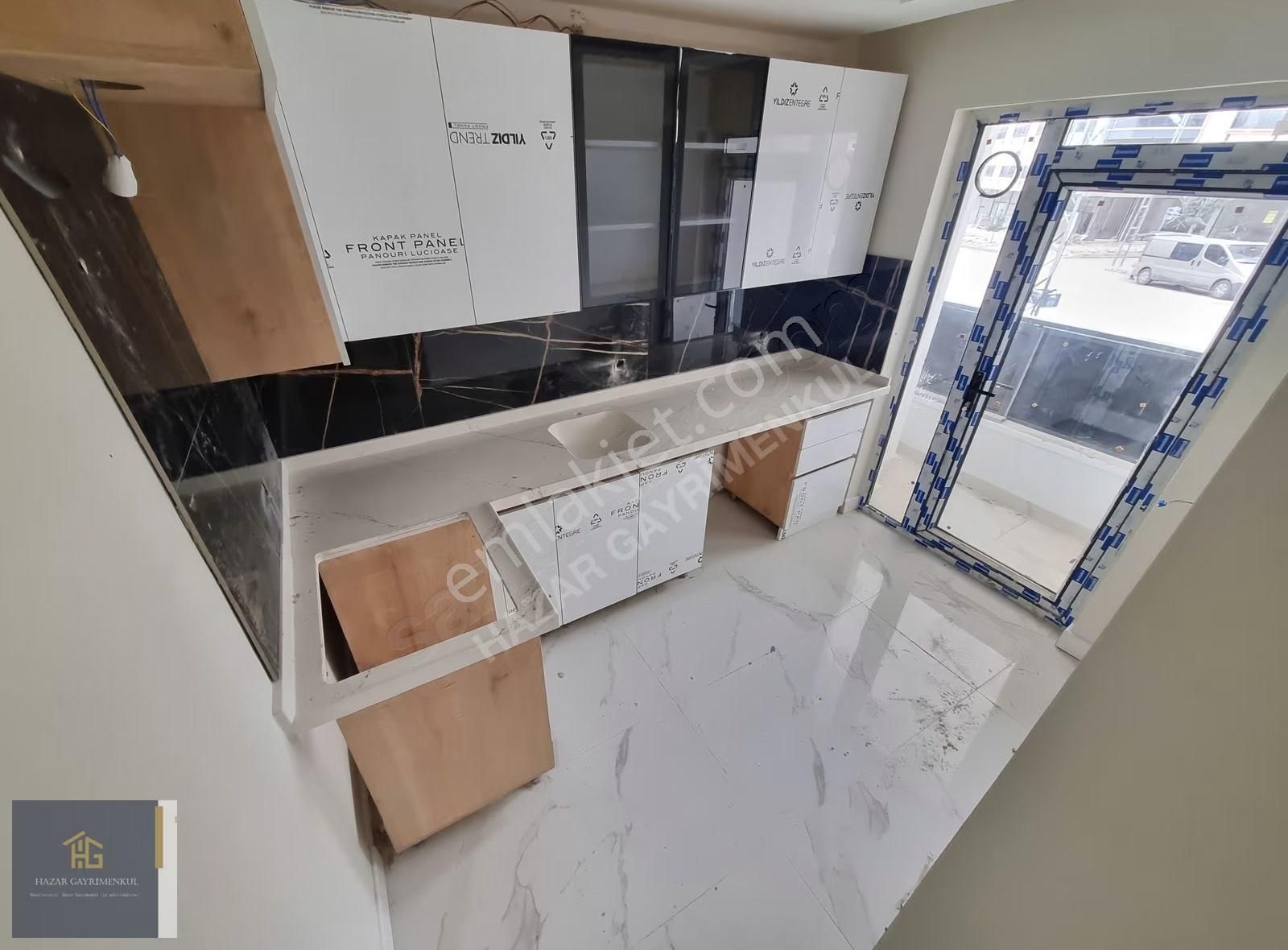 Hazardan--acil--mendereste Köşe Başı Yola Cephe Yüksek Giriş 3+1 - Görsel 26