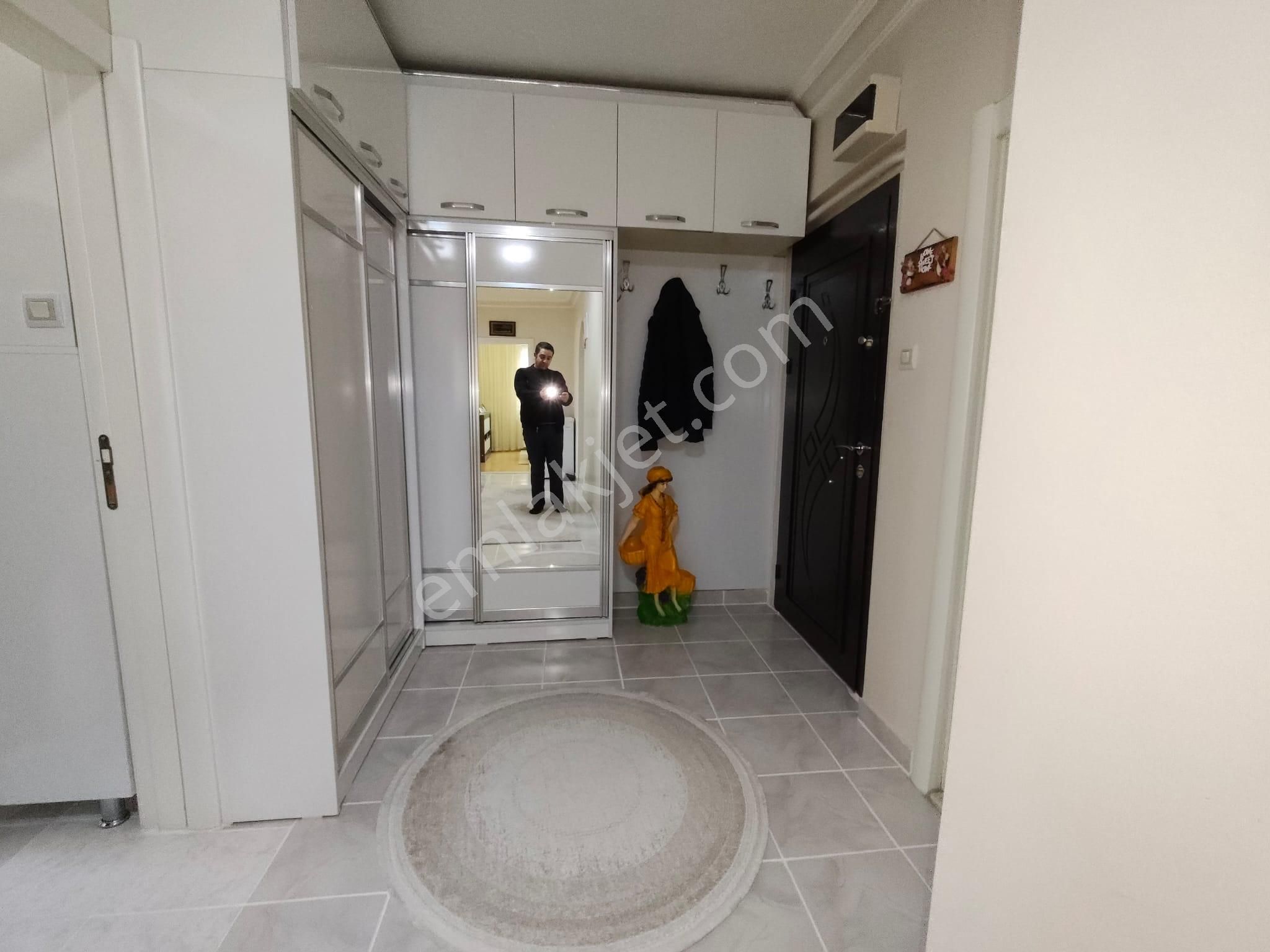 Yılmaz Gayrimenkul'den Pınarbaşı Mah 3+1 4. Katta 3299 Pazarlıklı Ultra Lüxyapılı 130m2 Daire - Görsel 20