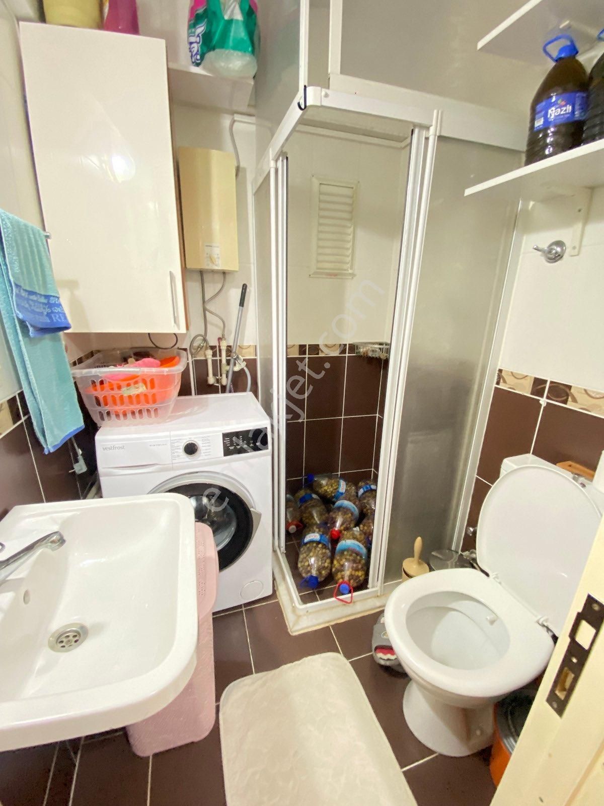 Seferihisar Ürkmez Merkez De Satılık 2+1 Yazlık Daire Denize 200 Metre - Görsel 13