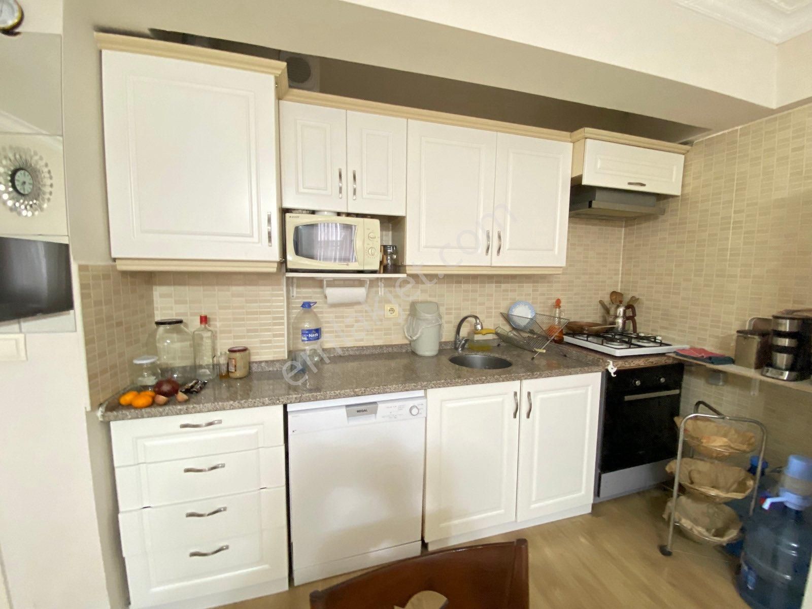 Seferihisar Ürkmez Merkez De Satılık 2+1 Yazlık Daire Denize 200 Metre - Görsel 17