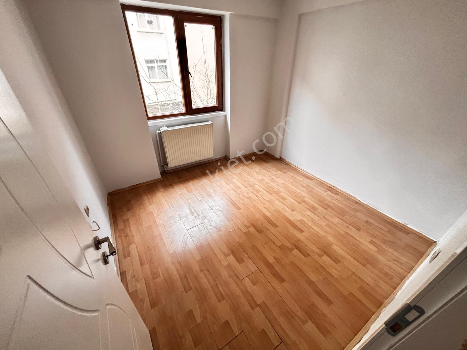 Yılmaz Gayrimenkul Den Andiçen Mah 3+1 Kat Konumunda Katta Tek Daire 130 M2 2.949 Pazarlıkl - Görsel 17