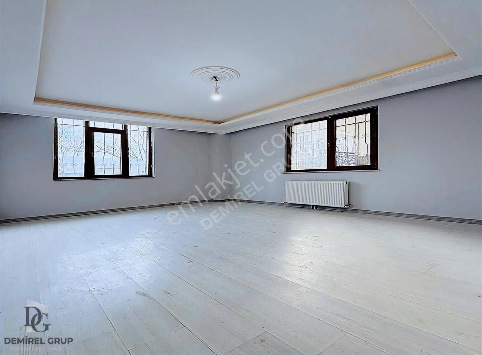 Akçaburgaz'da Yeni Bina 2+1 Bahçe Katı Daire (90m² Net)