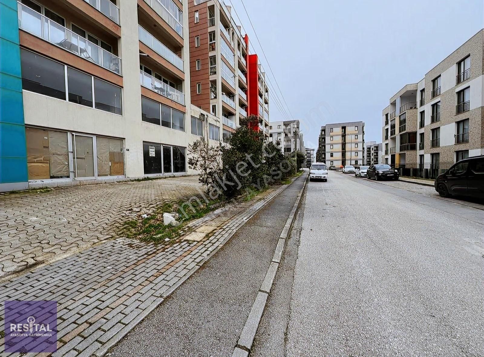 Görüklede Kiralık Geniş Dükkan (300 M²) - Görsel 9