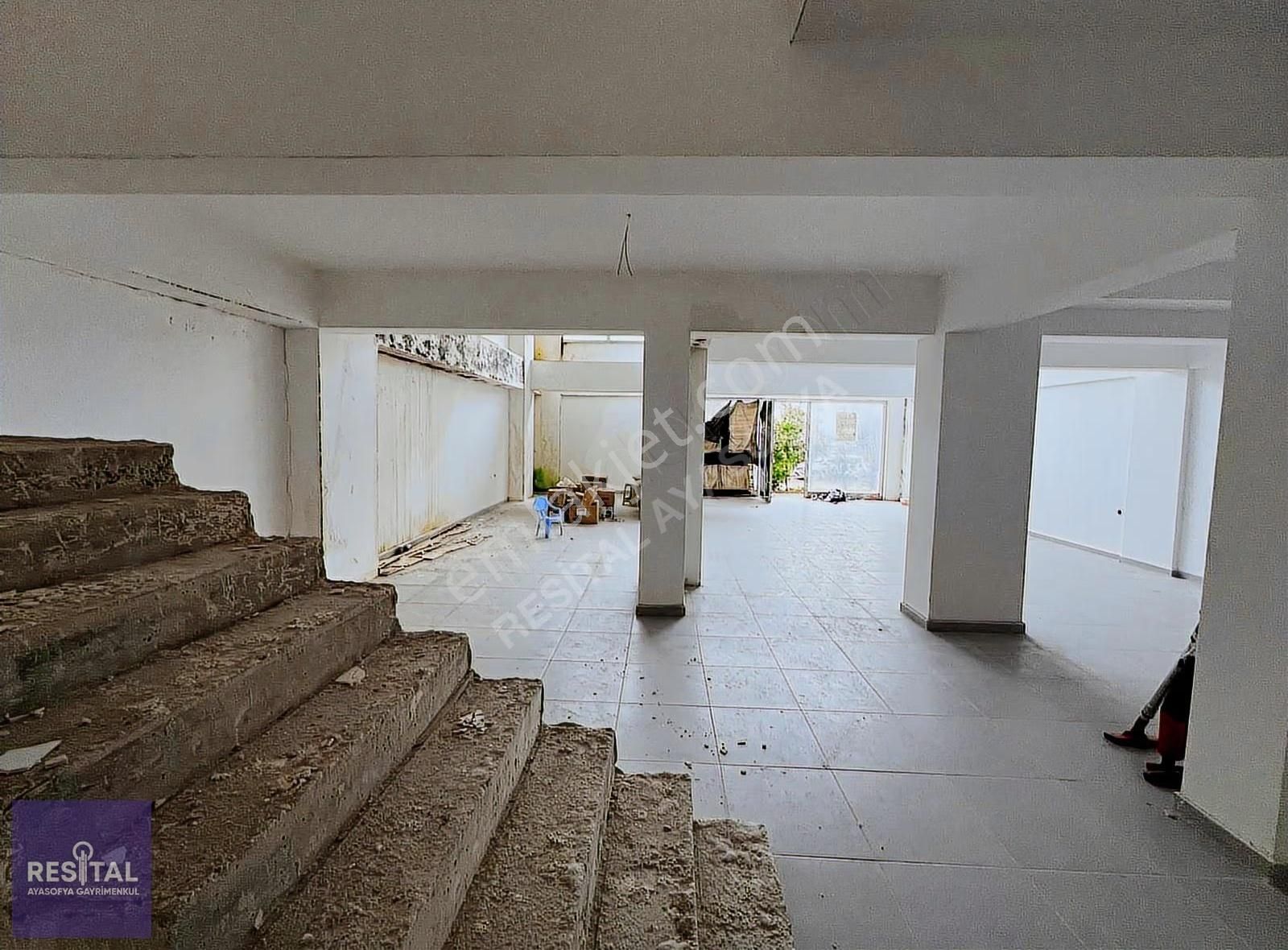 Görüklede Kiralık Geniş Dükkan (300 M²) - Görsel 7