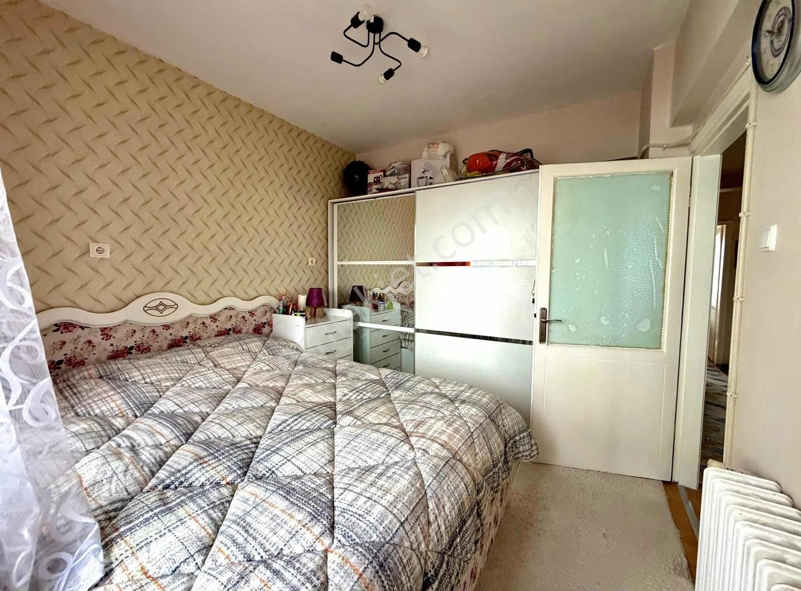 Çanakkale Cevatpaşa Mahallesinde Deniz Manzaralı 3+1 Daire - Görsel 10