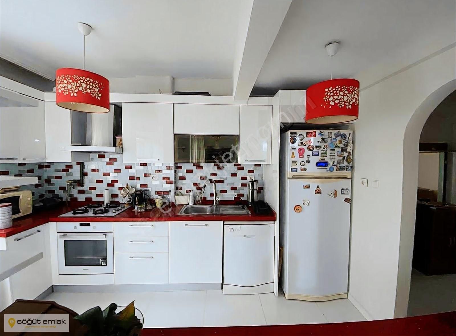 Söğüt Emlak - Site 59 Ara Kat Full Eşyalı 3+1 Kiralık Daire - Görsel 11