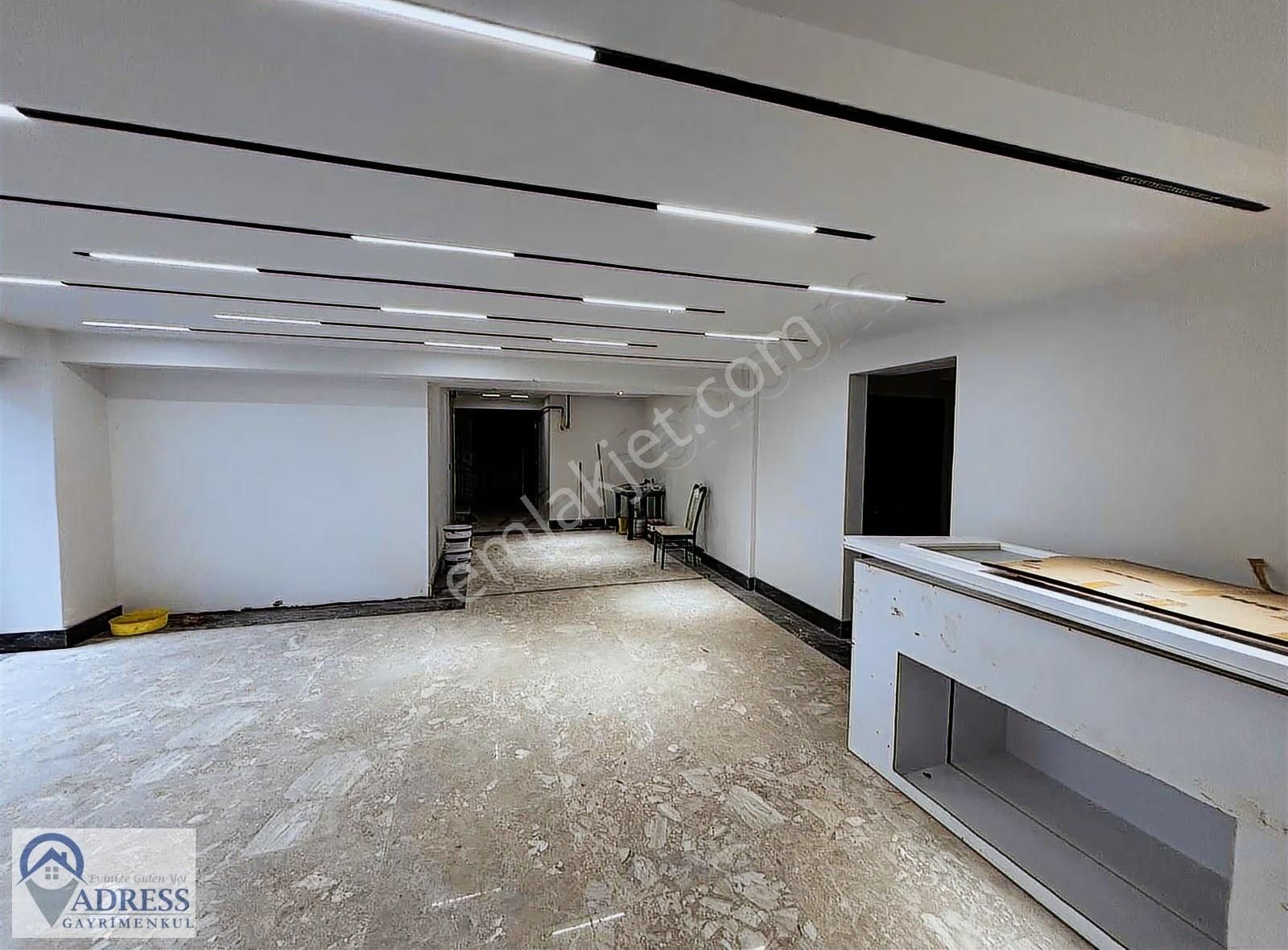 Çekmeköy Merkez Mahallesinde 3+1 | Kapalı Otoparklı - Görsel 26