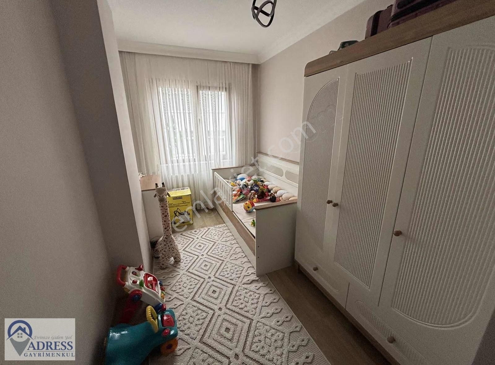 Çekmeköy Mimar Sinan'da Yeşilkayalar Çad. Satılık 2+1 - Görsel 14