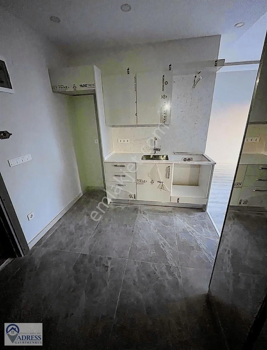 Hatboyu Caddesi Üzerinde Sıfır Binada Kiralık 1+1 - Görsel 11