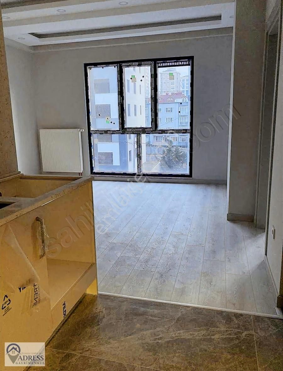 Hatboyu Caddesi Üzerinde Sıfır Binada Kiralık 1+1 - Görsel 2