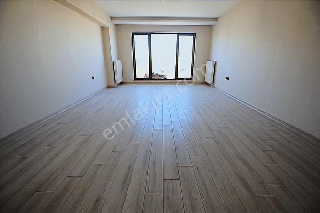 Mermeroğlu Caddesi Üzerinde Katta Tek 4+1 Sıfır Satılık Daire - Görsel 16
