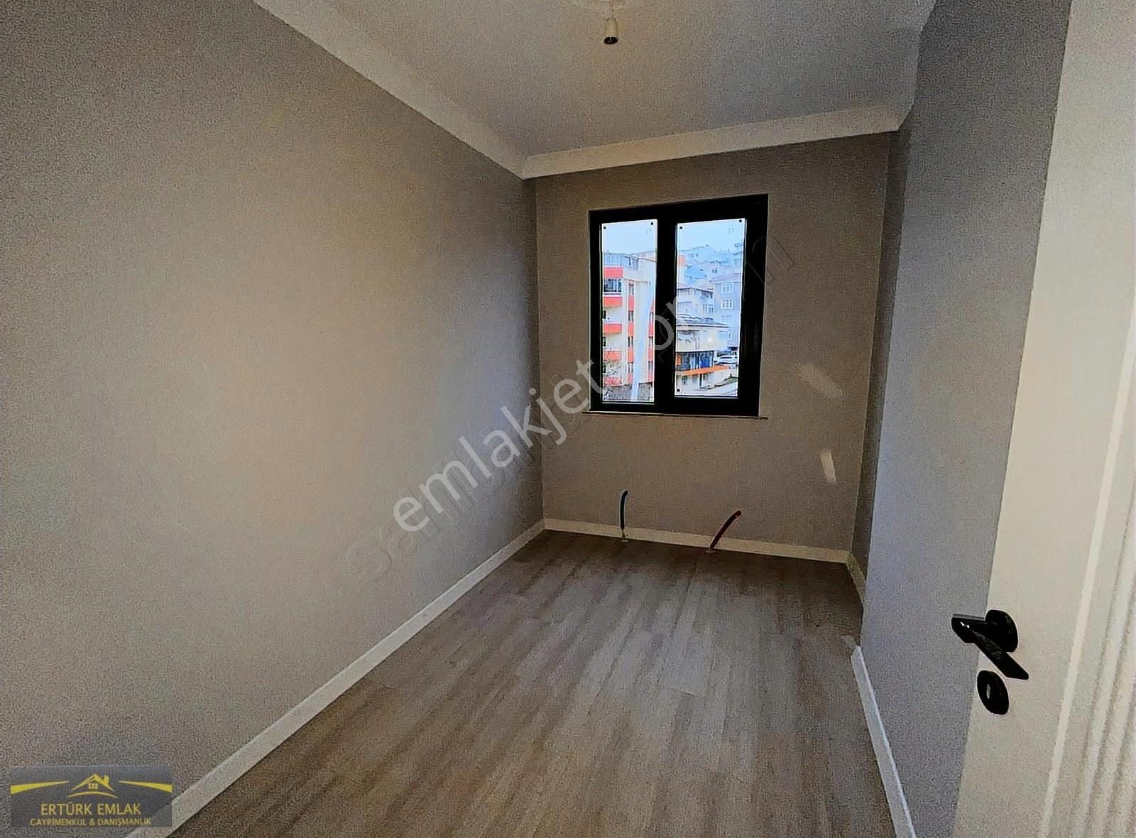 Ertürk Emlak'tan Yavuz Sultan Selim Cad. Üzerinde Sıfır 3+1 - Görsel 9