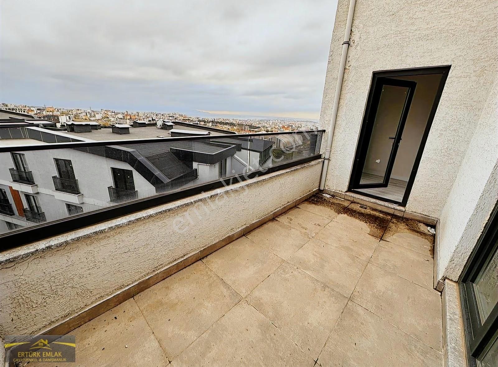 Birr Sehır 4+1 220 M2 Dublex
