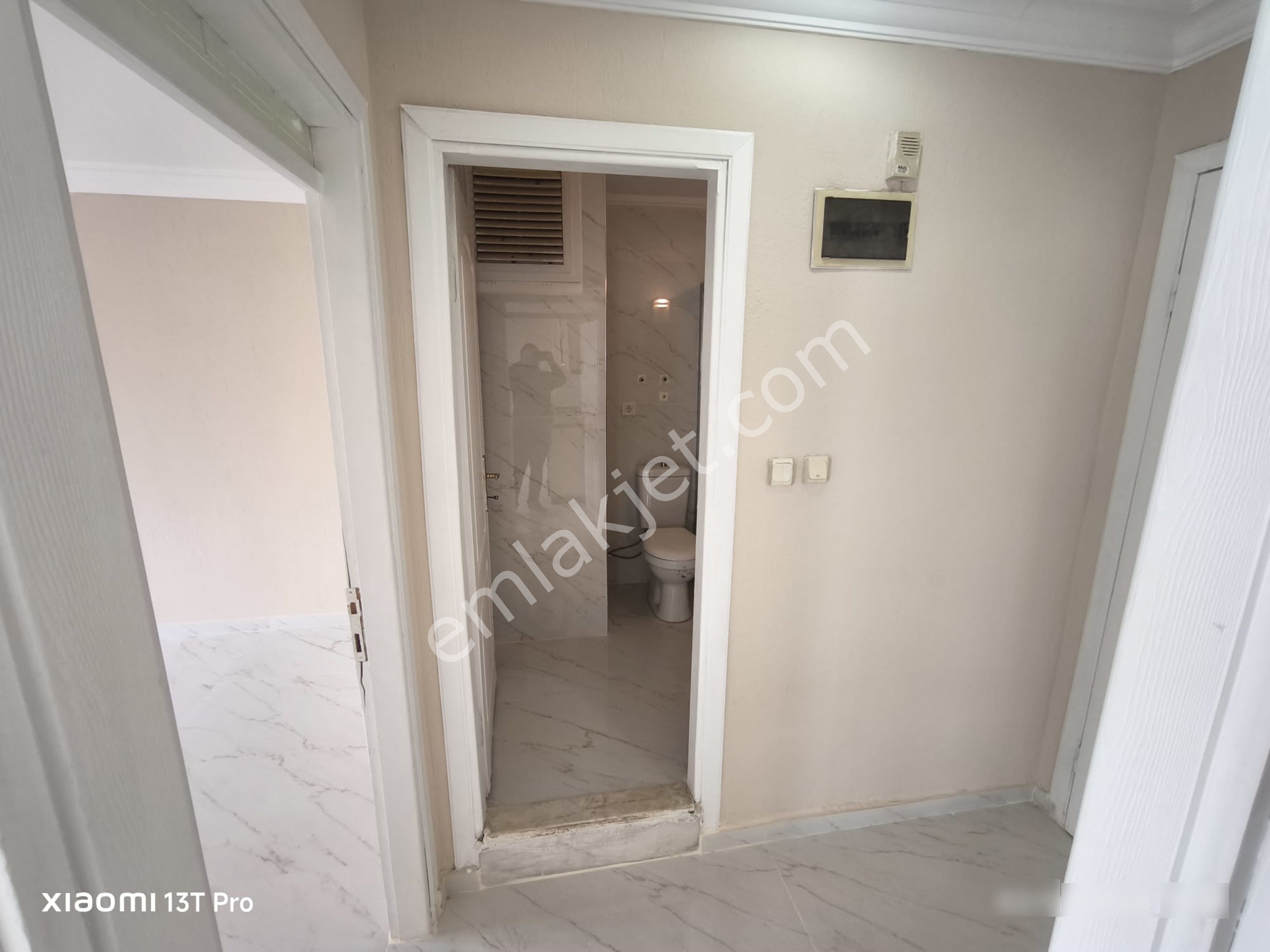 Seferihisar Ürkmez’de Satılık Ara Kat Masrafsız 2 + 1 Daire - Görsel 17