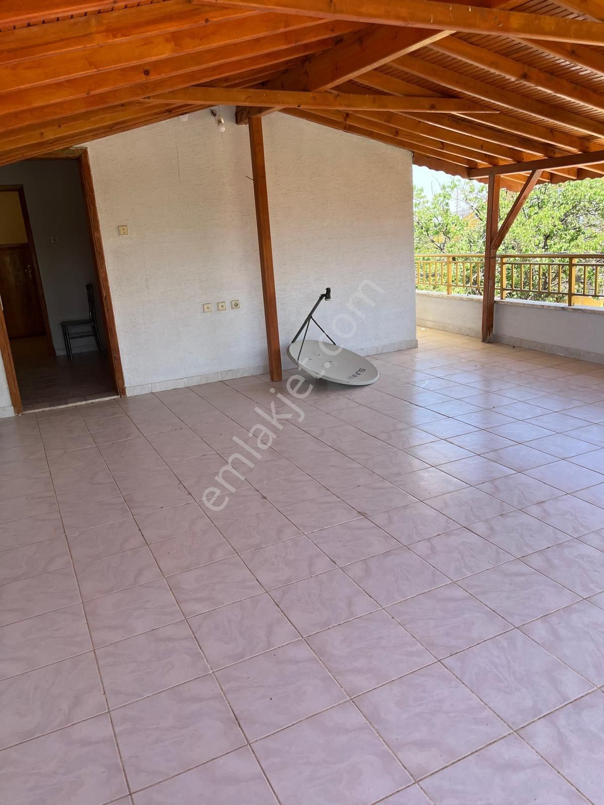 Konya Meram Kozağaç Mah.hatıp Yoluna 200 M2 2.katlı Bahçeli Satılık Müstakil Ev - Görsel 3