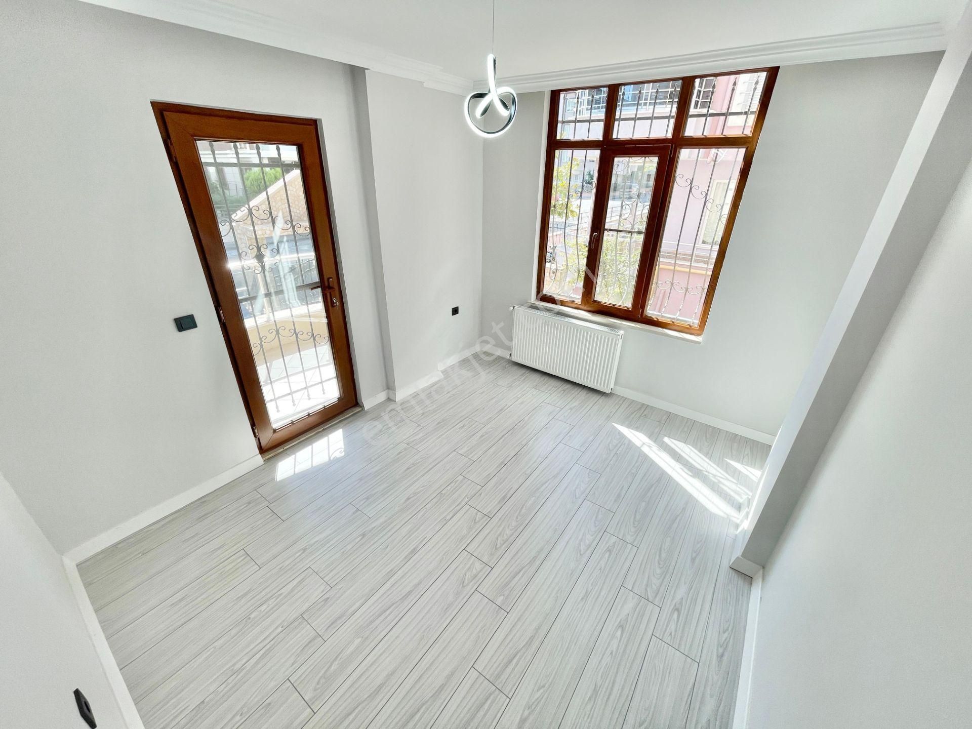 Berkay Demirel'den Altınkumda Ön Cephe Doğalgazlı 3+1 Daire - Görsel 26