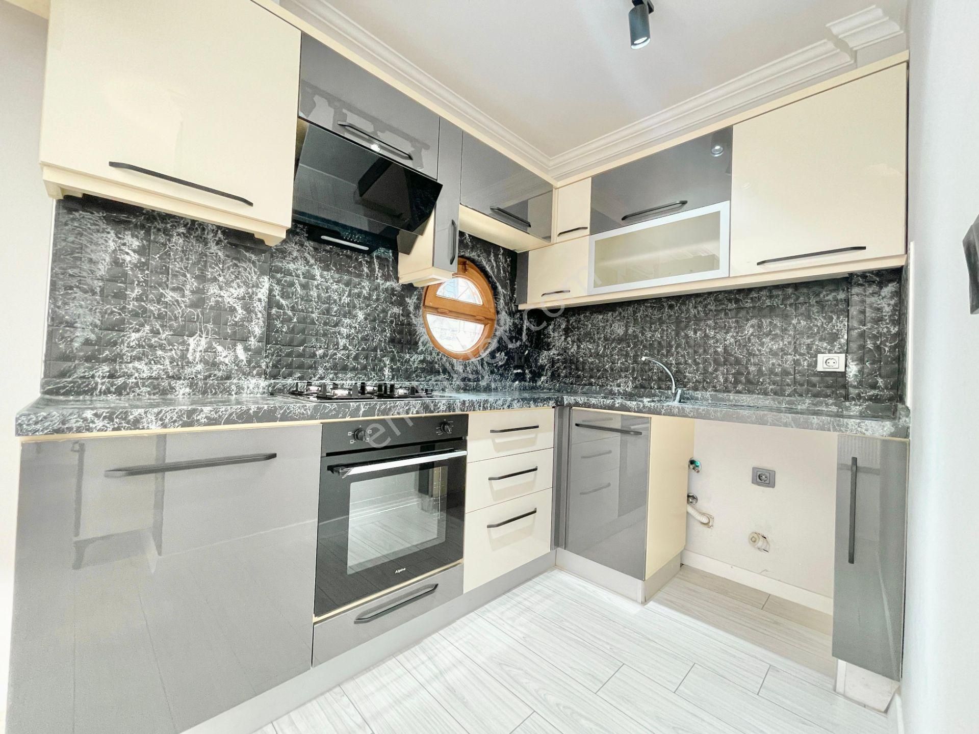 Berkay Demirel'den Altınkumda Ön Cephe Doğalgazlı 3+1 Daire - Görsel 17