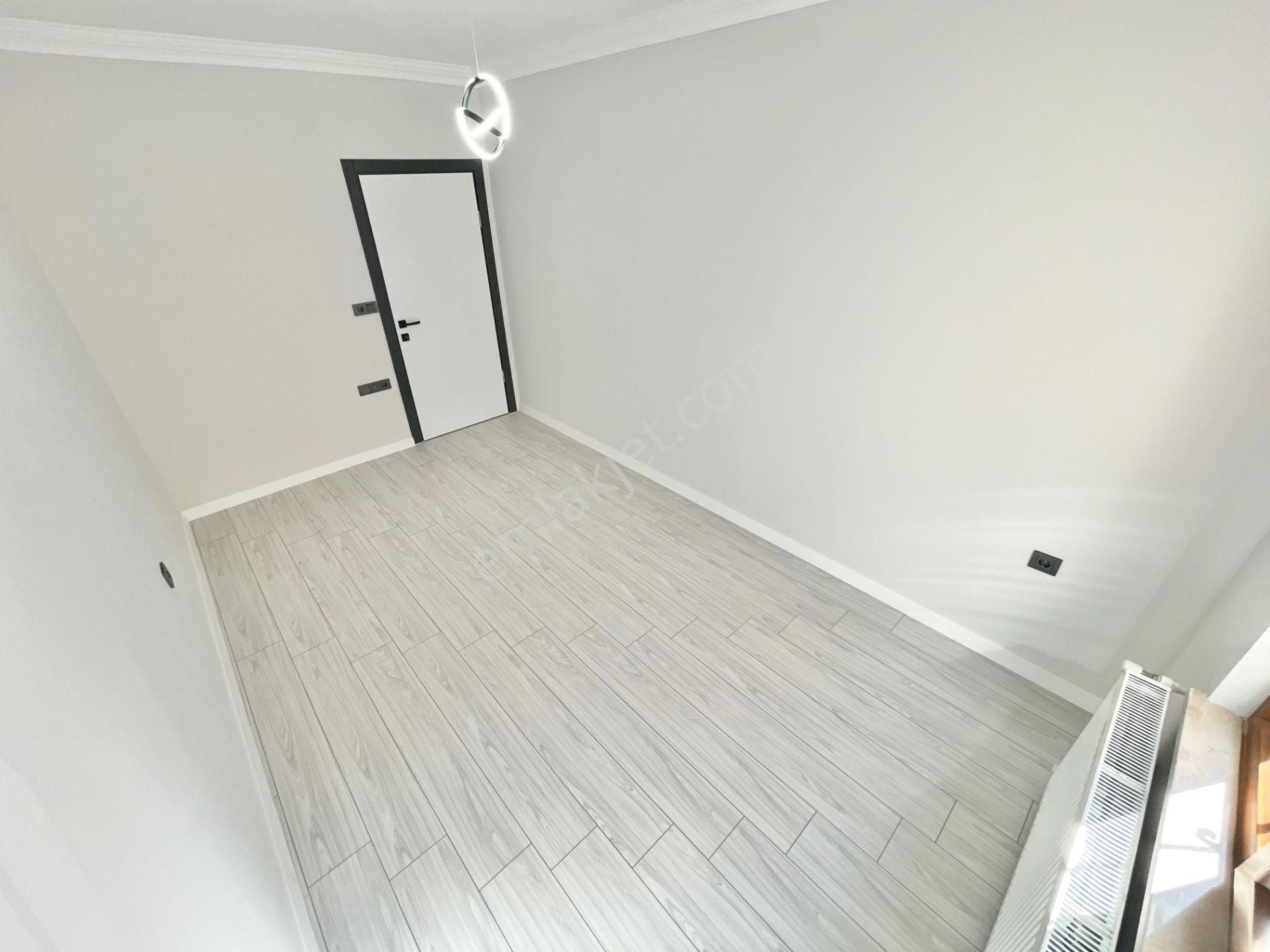 Berkay Demirel'den Altınkumda Ön Cephe Doğalgazlı 3+1 Daire - Görsel 35