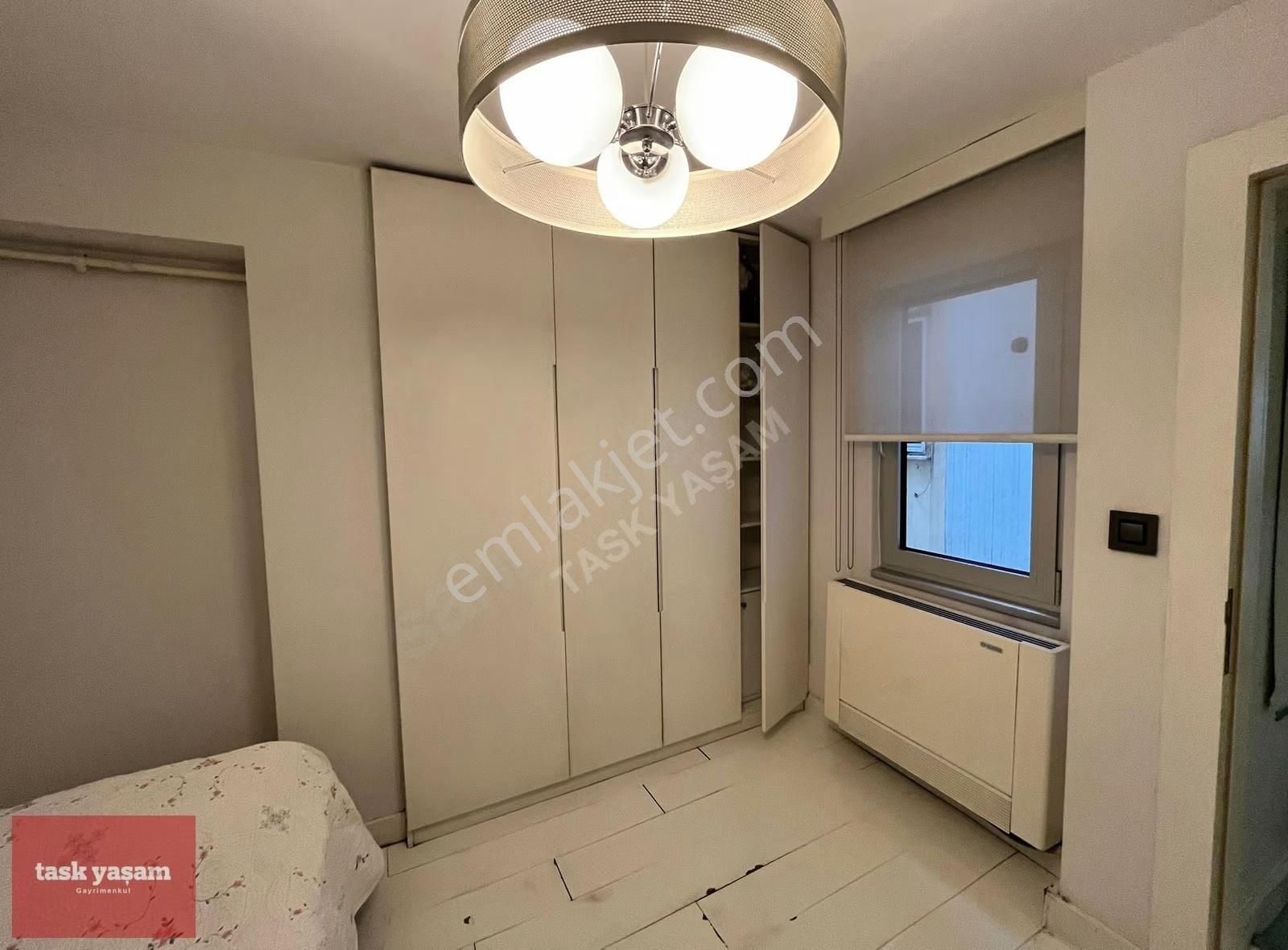 Hüsrev Gerede Cd. Ebeveyn Banyolu Asansörlü 2+1 Satılık Daire - Görsel 13