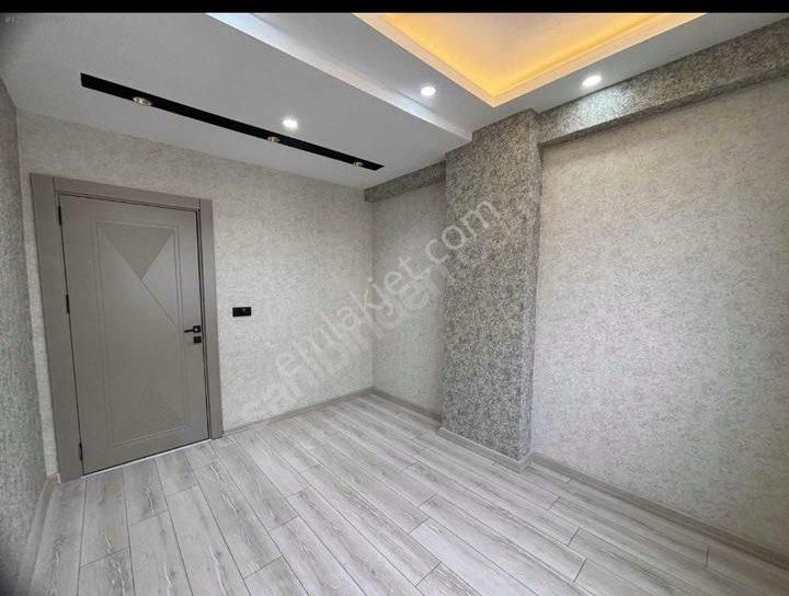 Acil Emlaktan 35 Metre Kuveyttürk Arkası 2+1 Kiralık Daire - Görsel 4