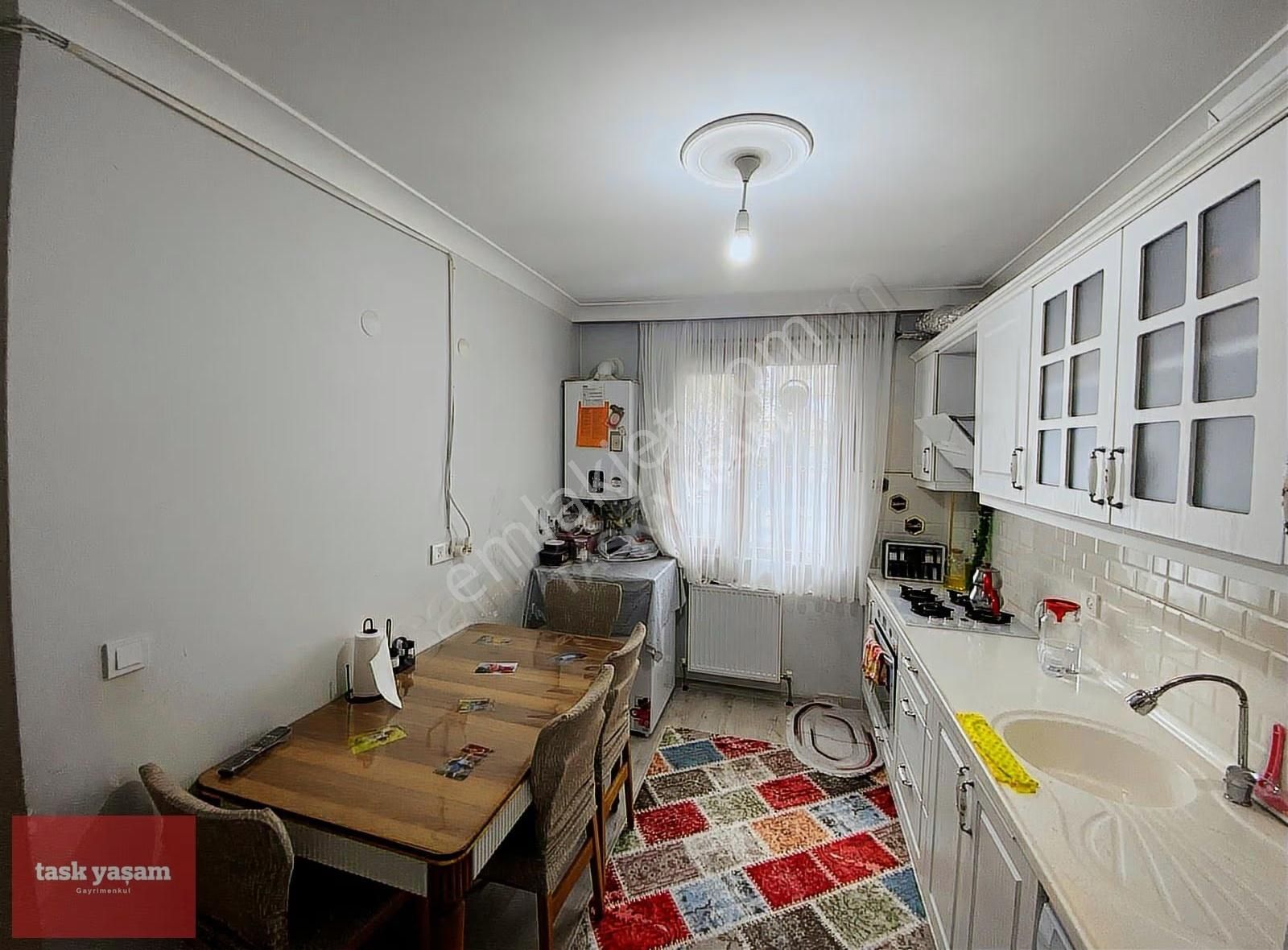 Gebze Güzeller Merkezi Çarşıya Yakın Konumda 2+1 Satılık Daire - Görsel 17